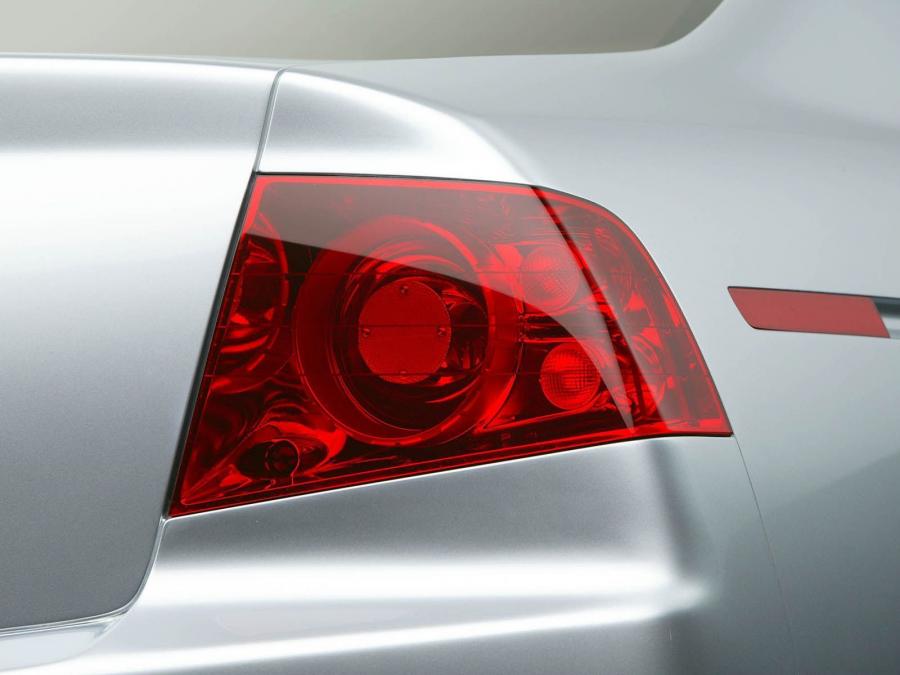Детали экстерьера Acura TL Concept 2003 года  (фото 2 из 14)